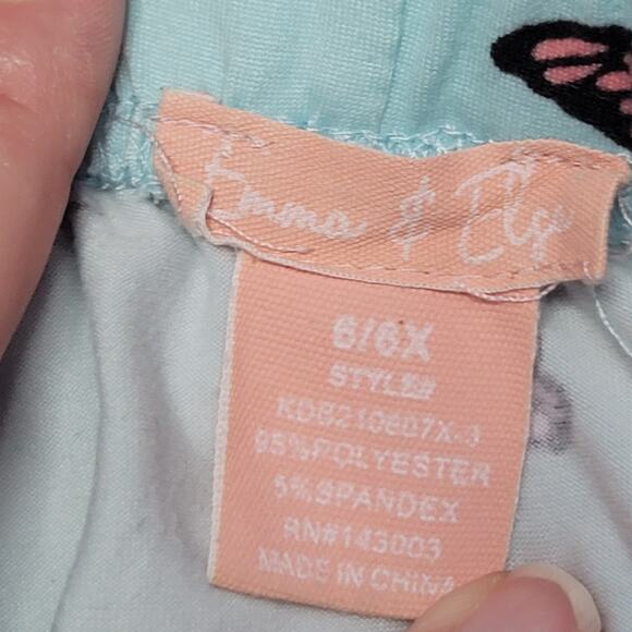 Lilly Pulitzer/Pact/Hanna Andersson- Girls Bundle- size 6 /7 - Picture 4 of 6